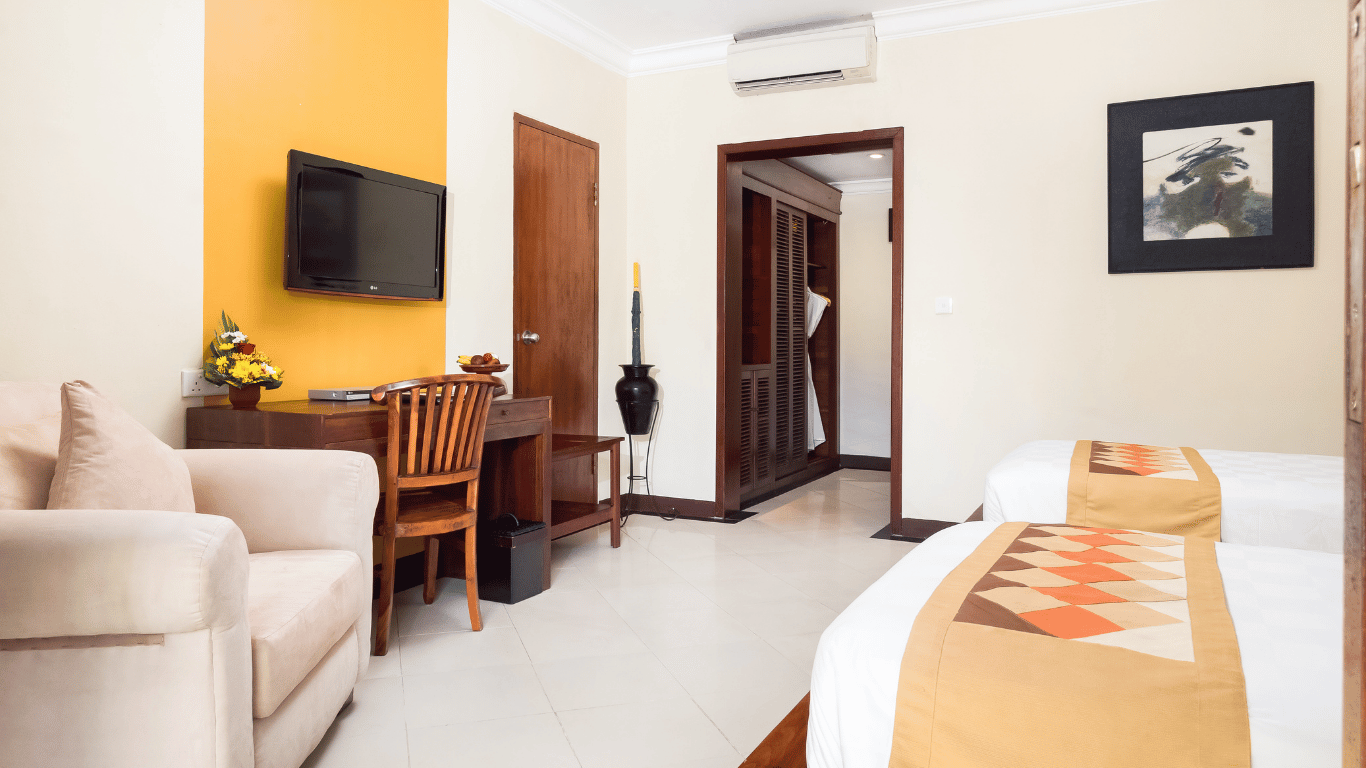 Deluxe Room, photo 6 of 6